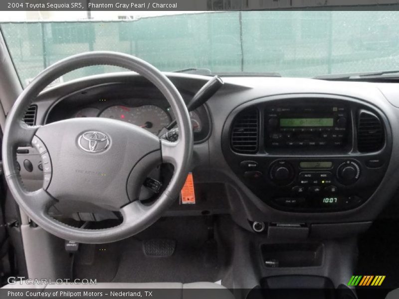 Phantom Gray Pearl / Charcoal 2004 Toyota Sequoia SR5