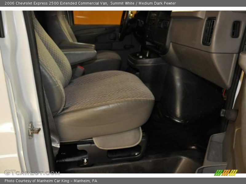 Summit White / Medium Dark Pewter 2006 Chevrolet Express 2500 Extended Commercial Van