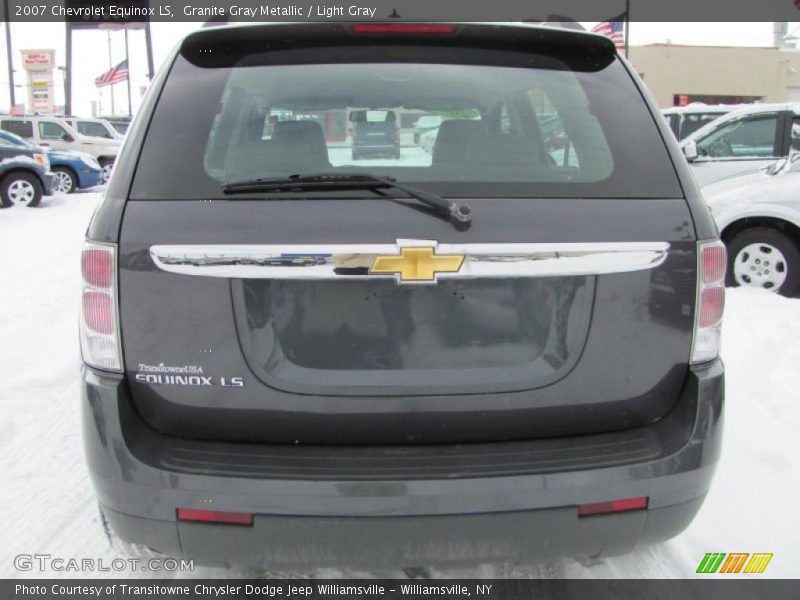 Granite Gray Metallic / Light Gray 2007 Chevrolet Equinox LS