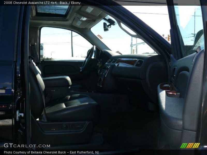 Black / Ebony 2008 Chevrolet Avalanche LTZ 4x4