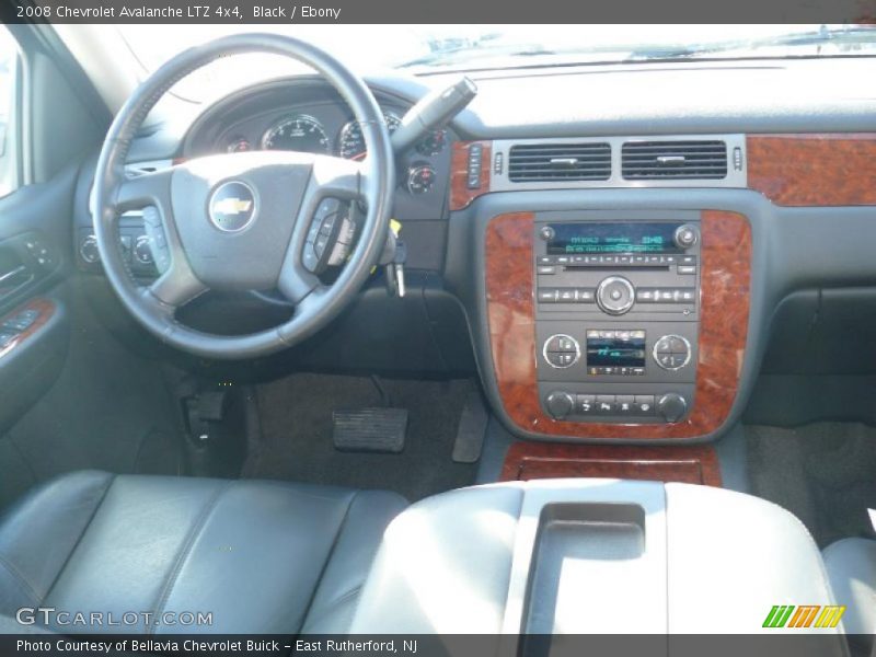Black / Ebony 2008 Chevrolet Avalanche LTZ 4x4