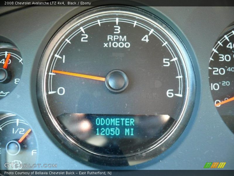 Black / Ebony 2008 Chevrolet Avalanche LTZ 4x4