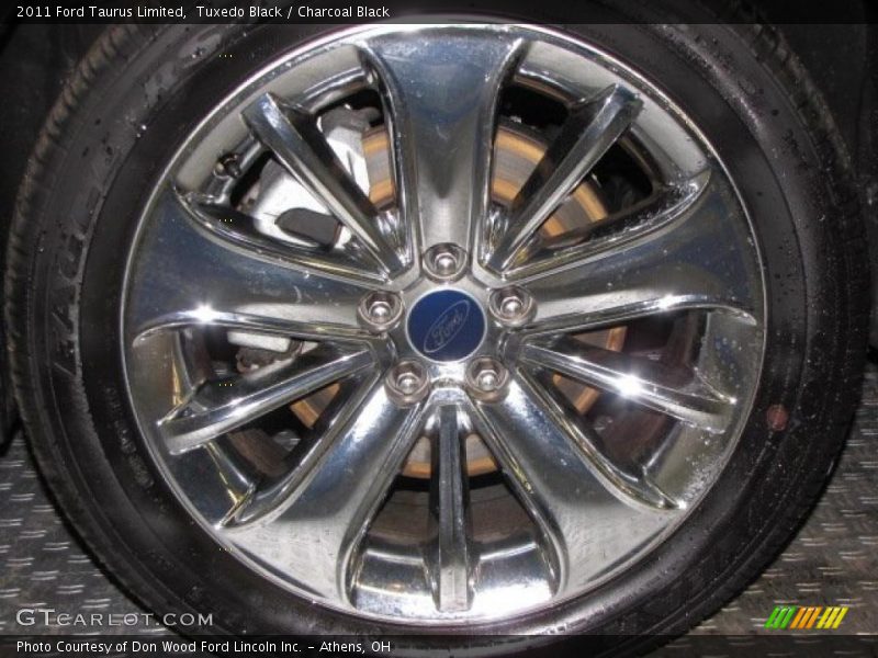  2011 Taurus Limited Wheel