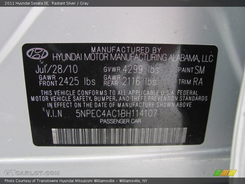 Radiant Silver / Gray 2011 Hyundai Sonata SE