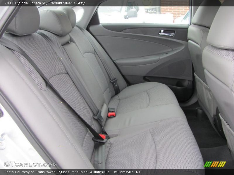 Radiant Silver / Gray 2011 Hyundai Sonata SE