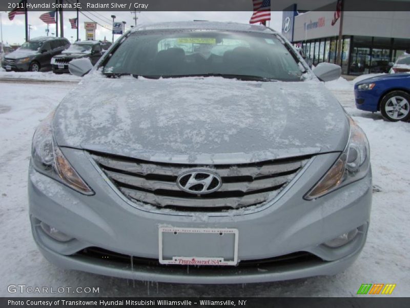 Radiant Silver / Gray 2011 Hyundai Sonata SE