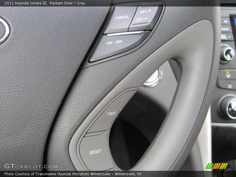Radiant Silver / Gray 2011 Hyundai Sonata SE