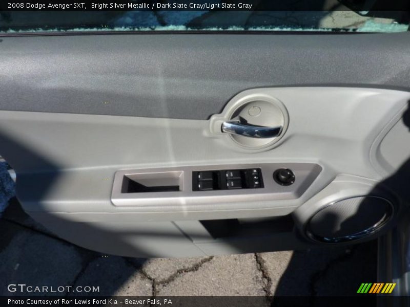 Bright Silver Metallic / Dark Slate Gray/Light Slate Gray 2008 Dodge Avenger SXT