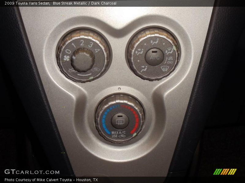 Blue Streak Metallic / Dark Charcoal 2009 Toyota Yaris Sedan