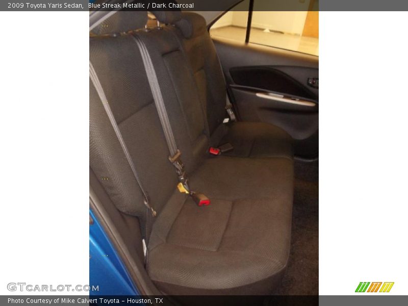 Blue Streak Metallic / Dark Charcoal 2009 Toyota Yaris Sedan