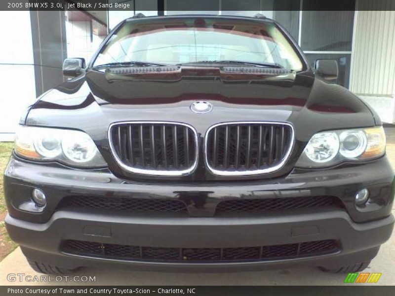 Jet Black / Sand Beige 2005 BMW X5 3.0i