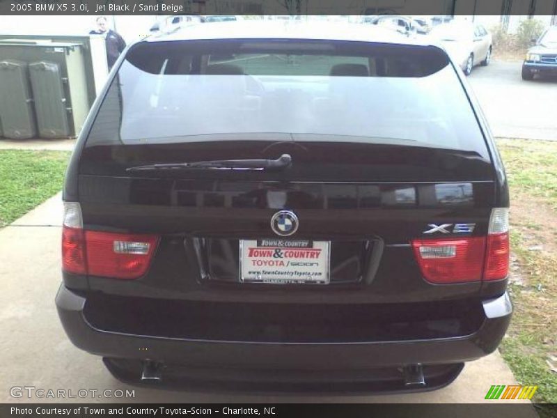 Jet Black / Sand Beige 2005 BMW X5 3.0i
