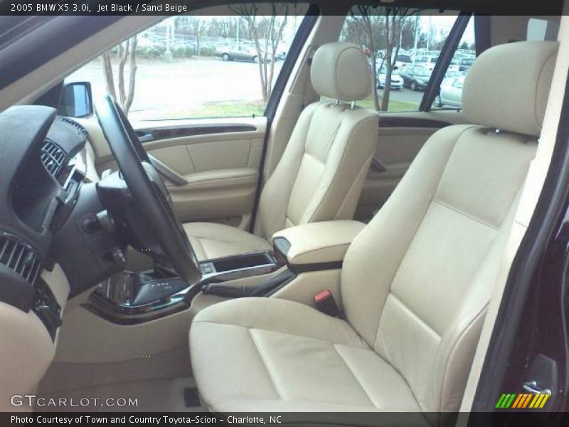 Jet Black / Sand Beige 2005 BMW X5 3.0i