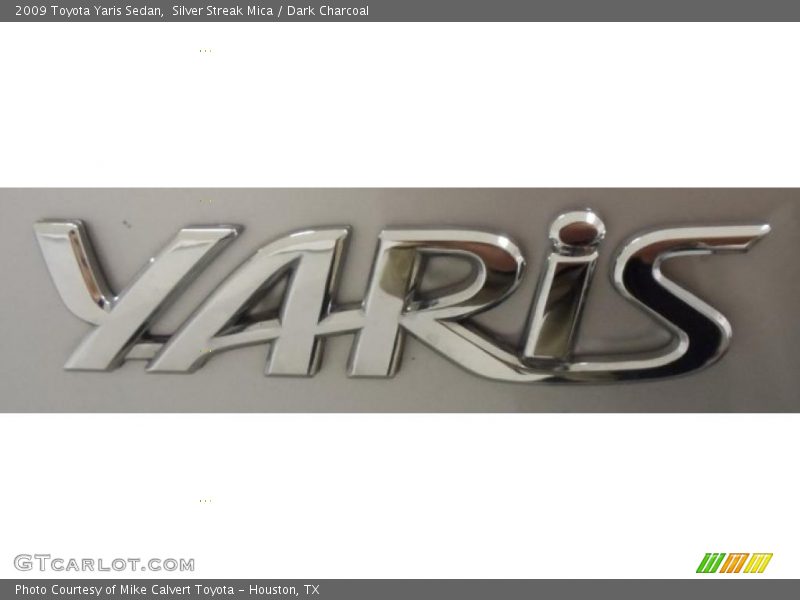 Silver Streak Mica / Dark Charcoal 2009 Toyota Yaris Sedan
