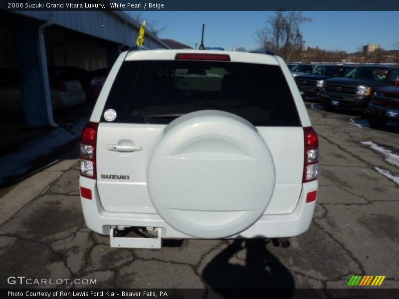 White Pearl / Beige 2006 Suzuki Grand Vitara Luxury