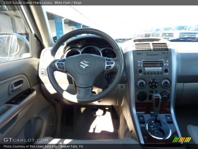 White Pearl / Beige 2006 Suzuki Grand Vitara Luxury