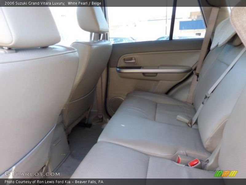  2006 Grand Vitara Luxury Beige Interior
