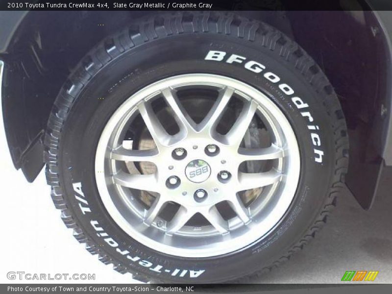 Slate Gray Metallic / Graphite Gray 2010 Toyota Tundra CrewMax 4x4