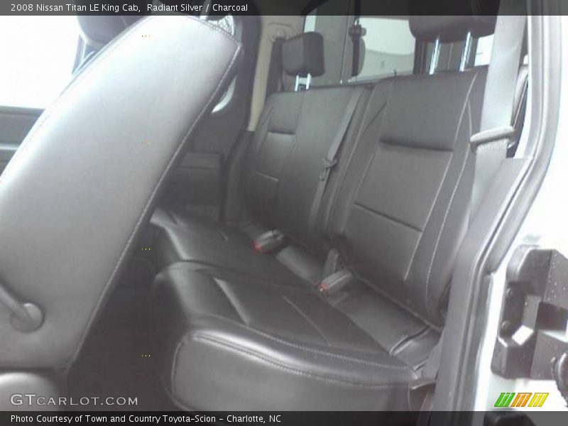 Radiant Silver / Charcoal 2008 Nissan Titan LE King Cab