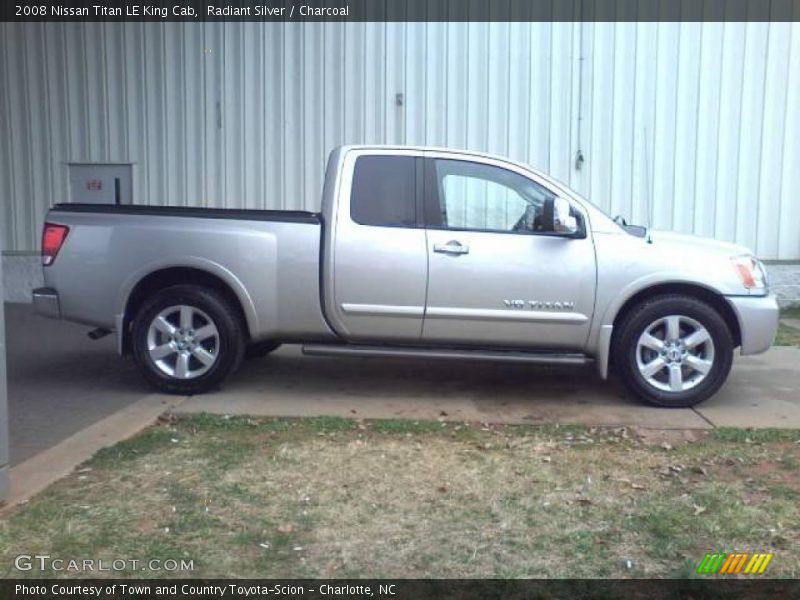 Radiant Silver / Charcoal 2008 Nissan Titan LE King Cab