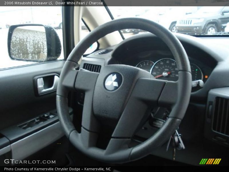 Dover White Pearl / Charcoal 2006 Mitsubishi Endeavor LS