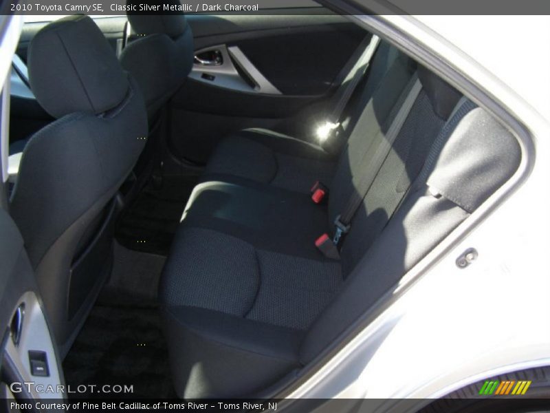 Classic Silver Metallic / Dark Charcoal 2010 Toyota Camry SE