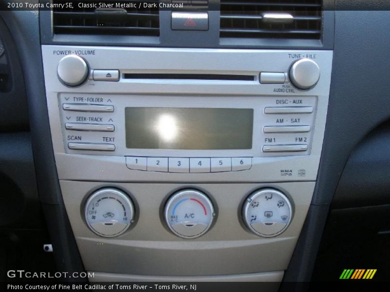 Classic Silver Metallic / Dark Charcoal 2010 Toyota Camry SE