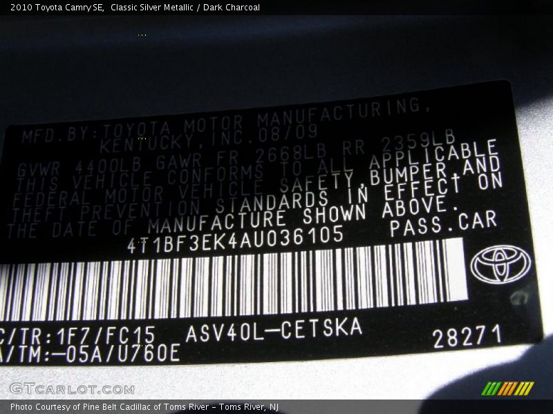 Classic Silver Metallic / Dark Charcoal 2010 Toyota Camry SE