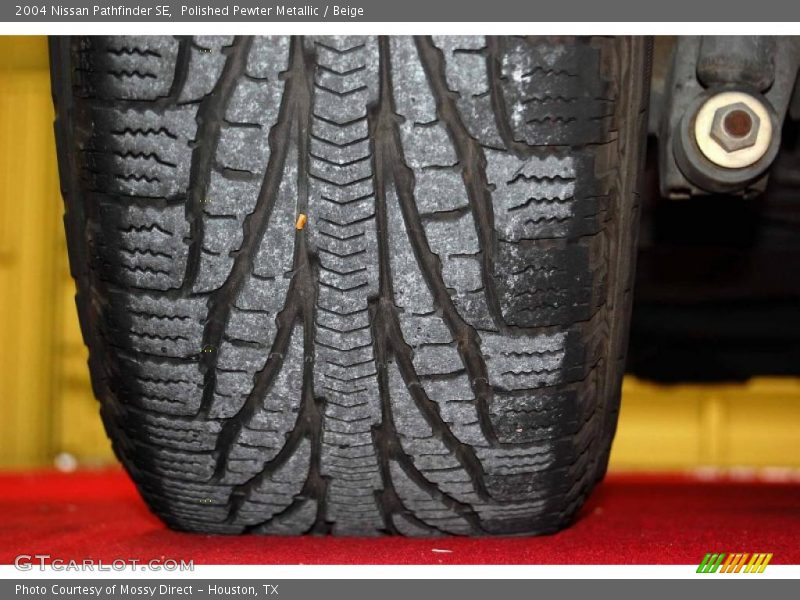 Polished Pewter Metallic / Beige 2004 Nissan Pathfinder SE