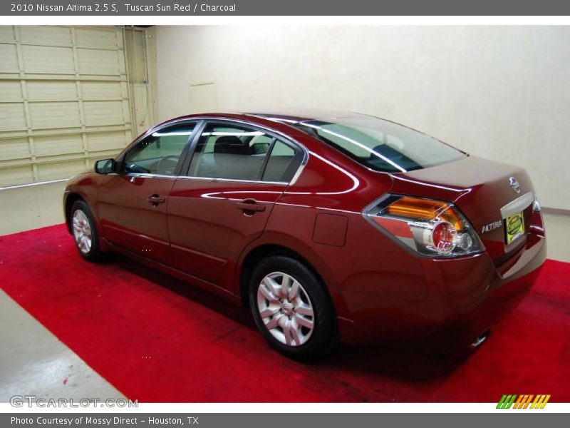 Tuscan Sun Red / Charcoal 2010 Nissan Altima 2.5 S