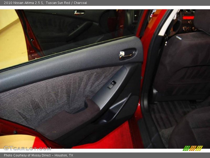 Tuscan Sun Red / Charcoal 2010 Nissan Altima 2.5 S