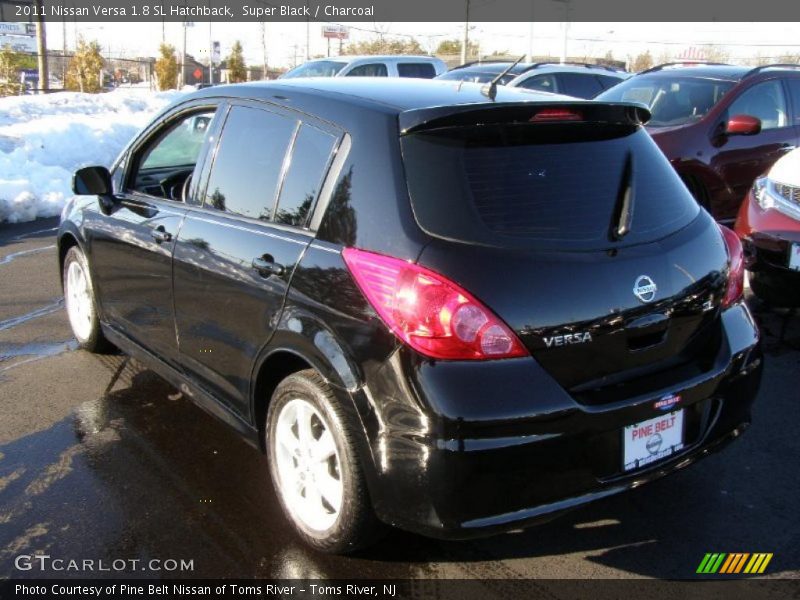  2011 Versa 1.8 SL Hatchback Super Black