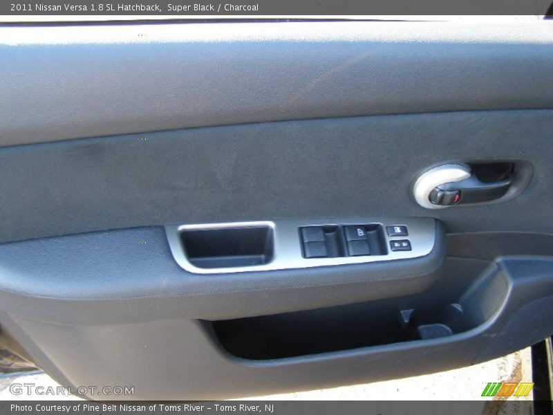 Super Black / Charcoal 2011 Nissan Versa 1.8 SL Hatchback