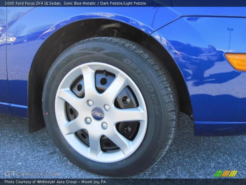 Sonic Blue Metallic / Dark Pebble/Light Pebble 2005 Ford Focus ZX4 SE Sedan