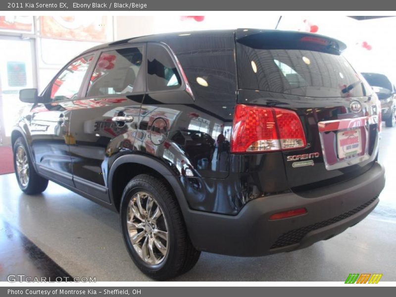 Ebony Black / Black/Beige 2011 Kia Sorento EX