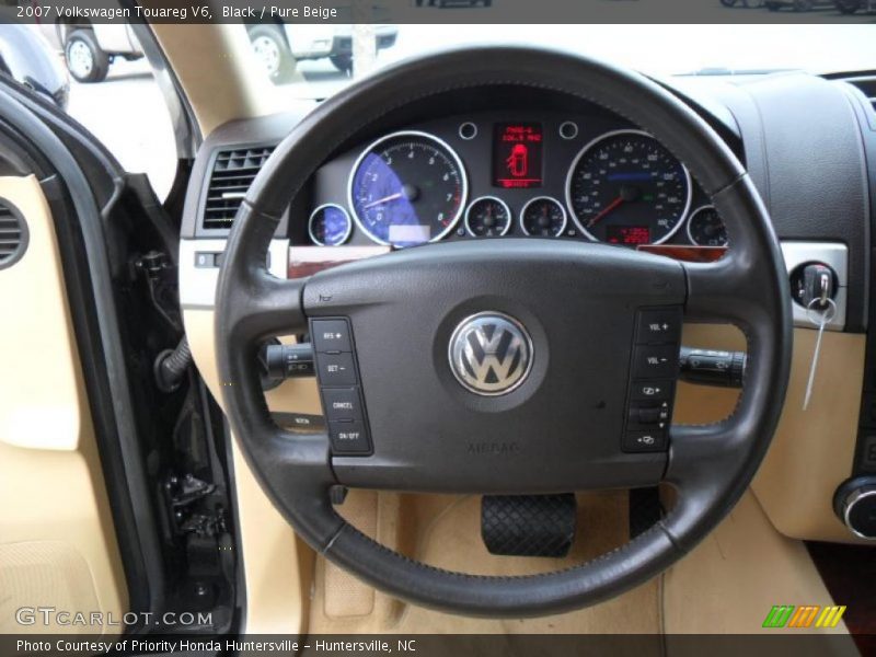 Black / Pure Beige 2007 Volkswagen Touareg V6