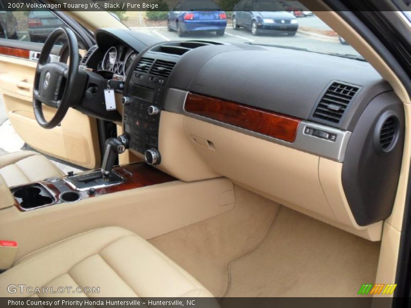 Black / Pure Beige 2007 Volkswagen Touareg V6