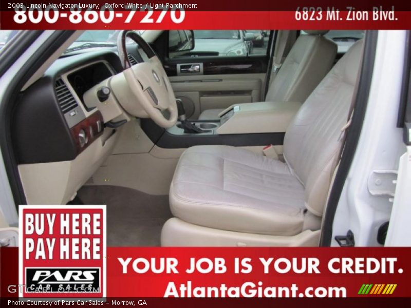 Oxford White / Light Parchment 2003 Lincoln Navigator Luxury