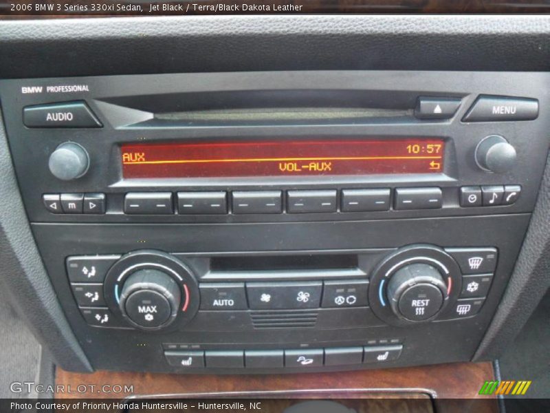 Jet Black / Terra/Black Dakota Leather 2006 BMW 3 Series 330xi Sedan