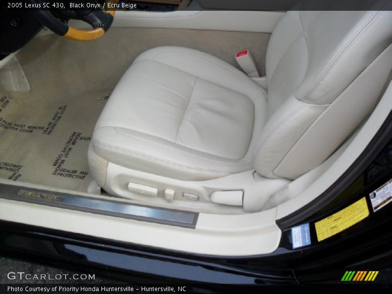 Black Onyx / Ecru Beige 2005 Lexus SC 430