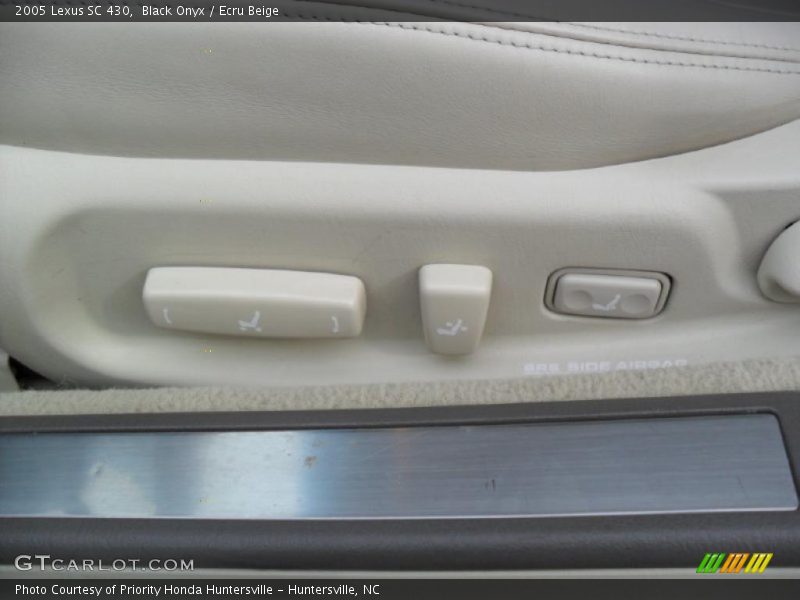 Black Onyx / Ecru Beige 2005 Lexus SC 430