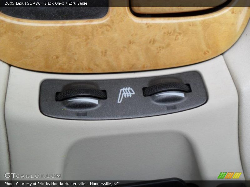Black Onyx / Ecru Beige 2005 Lexus SC 430