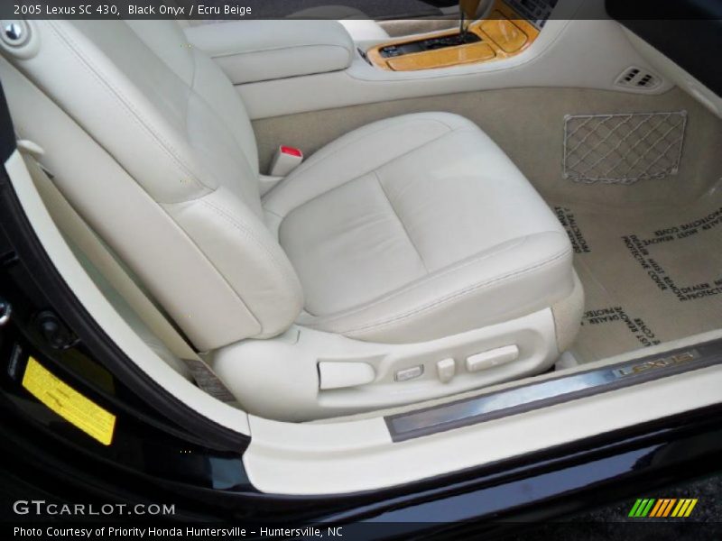 Black Onyx / Ecru Beige 2005 Lexus SC 430