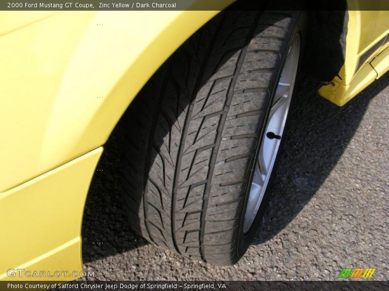 Zinc Yellow / Dark Charcoal 2000 Ford Mustang GT Coupe