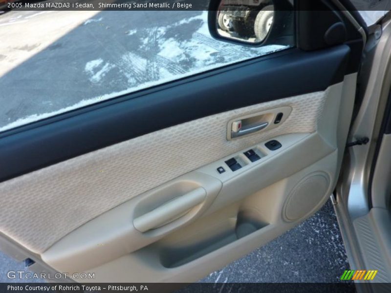 Shimmering Sand Metallic / Beige 2005 Mazda MAZDA3 i Sedan