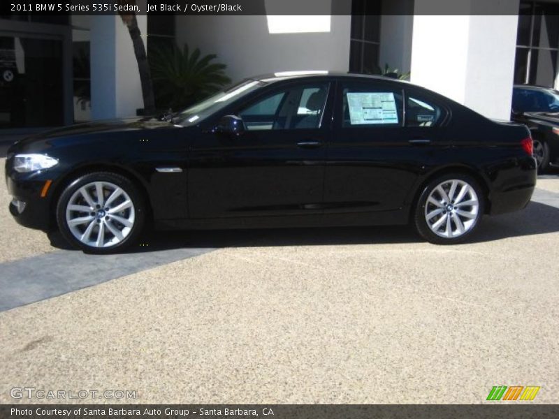 Jet Black / Oyster/Black 2011 BMW 5 Series 535i Sedan