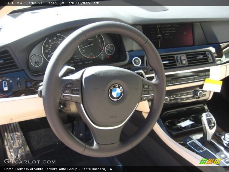Jet Black / Oyster/Black 2011 BMW 5 Series 535i Sedan