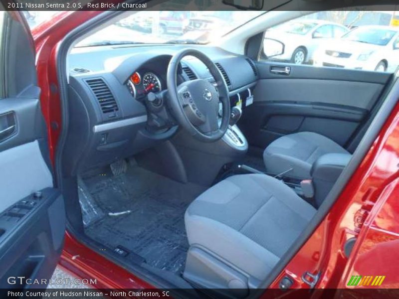  2011 Sentra 2.0 S Charcoal Interior