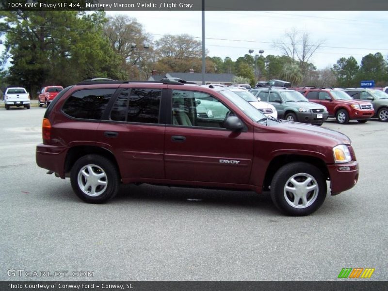 Monterey Maroon Metallic / Light Gray 2005 GMC Envoy SLE 4x4