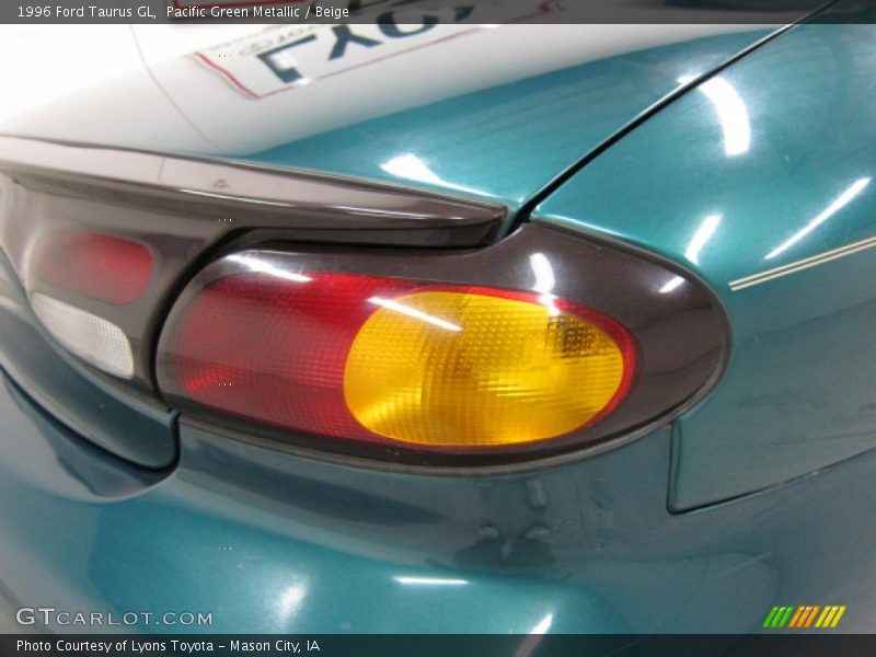 Pacific Green Metallic / Beige 1996 Ford Taurus GL